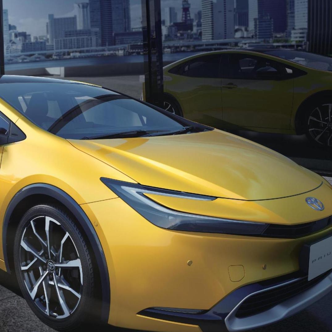プリウスにプラグインハイブリッド車(PHEV)を追加設定
