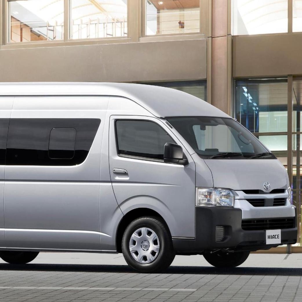 ハイエースコミューターを一部改良。