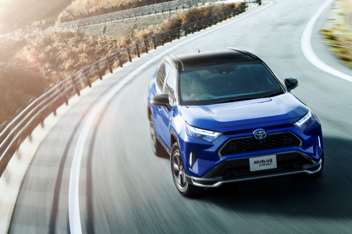 RAV4 PHV  特長  トヨタカローラ埼玉