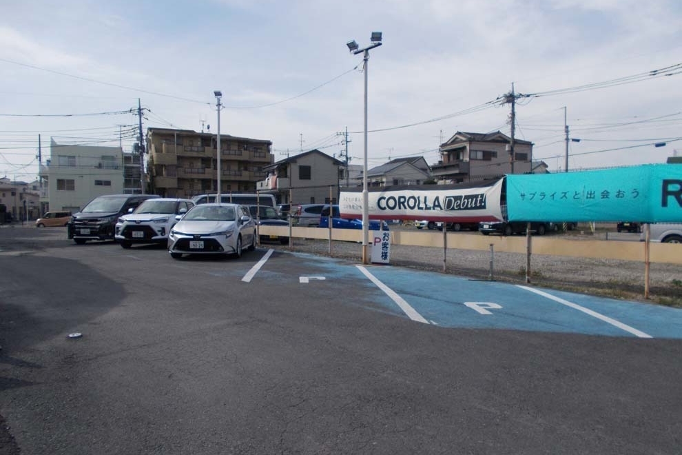 ④駐車場990